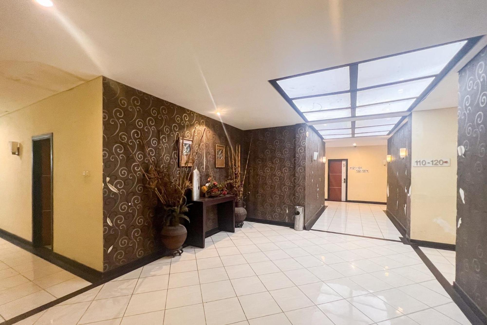 Urbanview Trisula Hotel 马卡萨 外观 照片