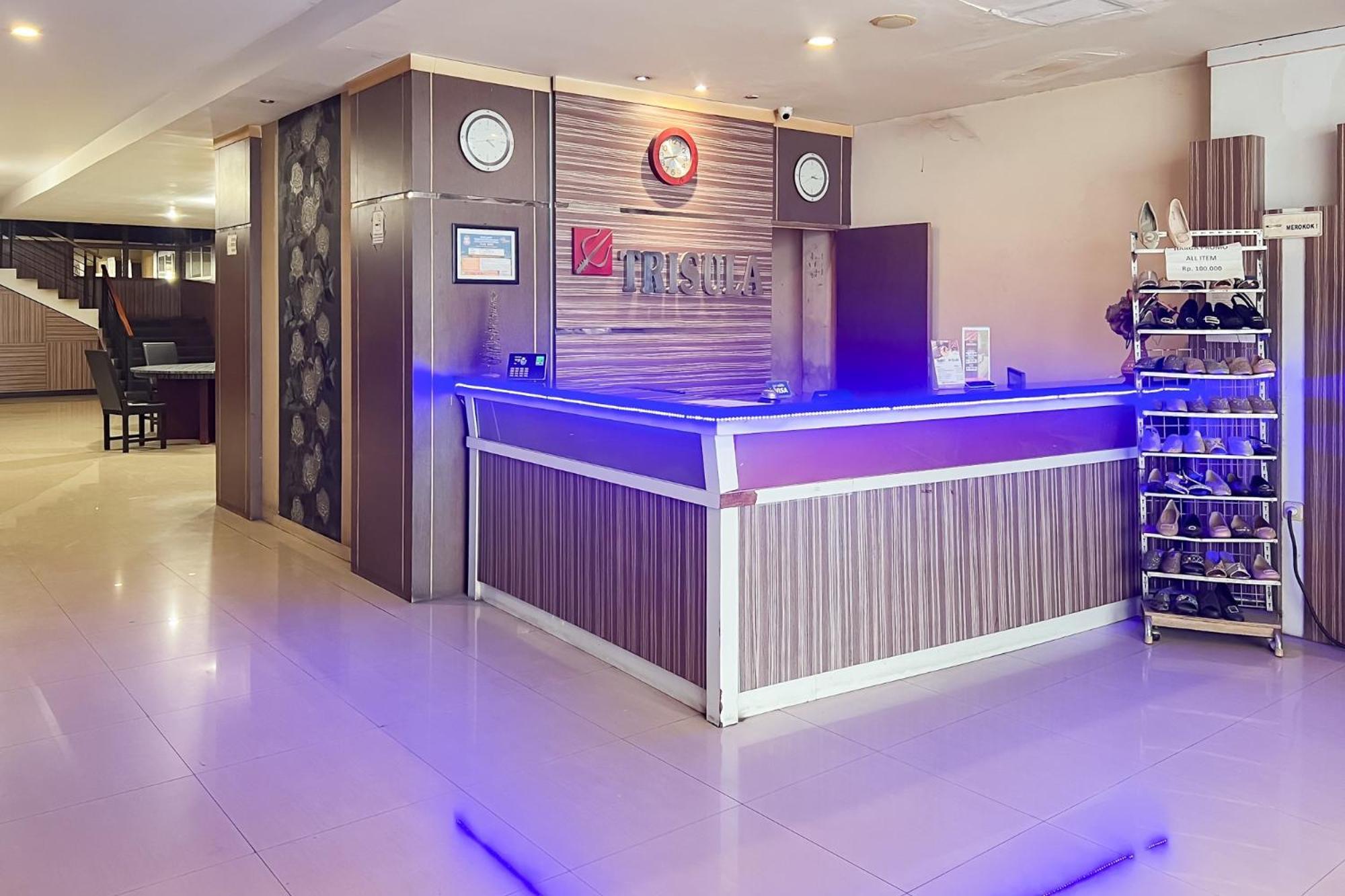 Urbanview Trisula Hotel 马卡萨 外观 照片