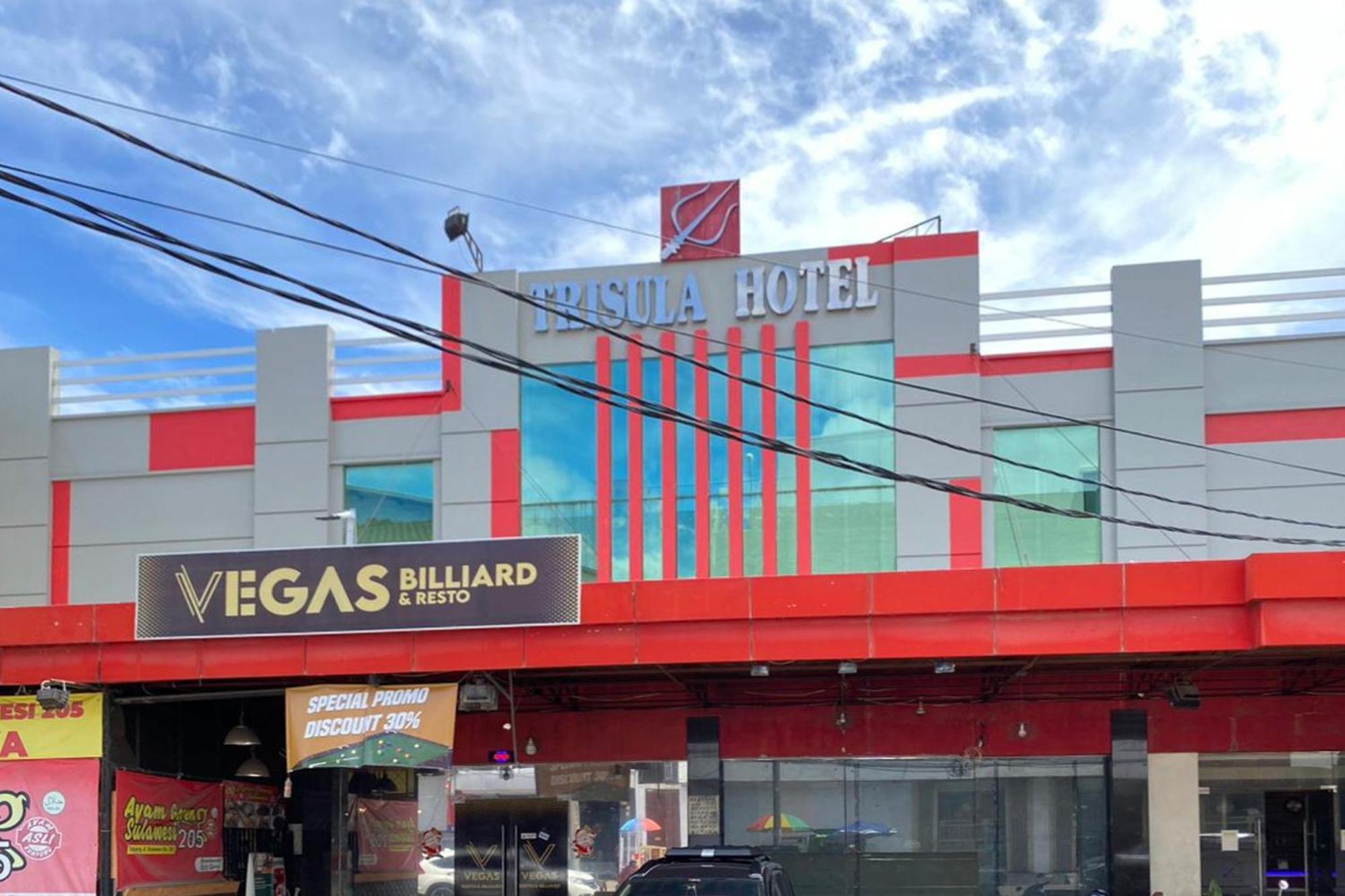 Urbanview Trisula Hotel 马卡萨 外观 照片