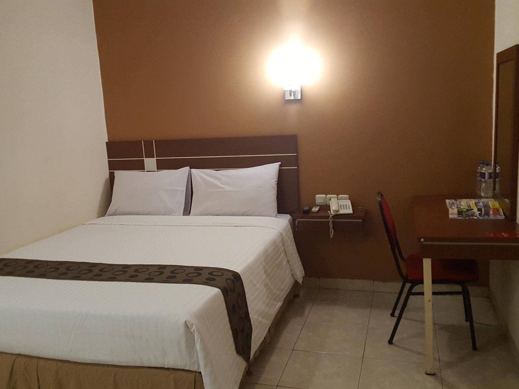 Urbanview Trisula Hotel 马卡萨 外观 照片